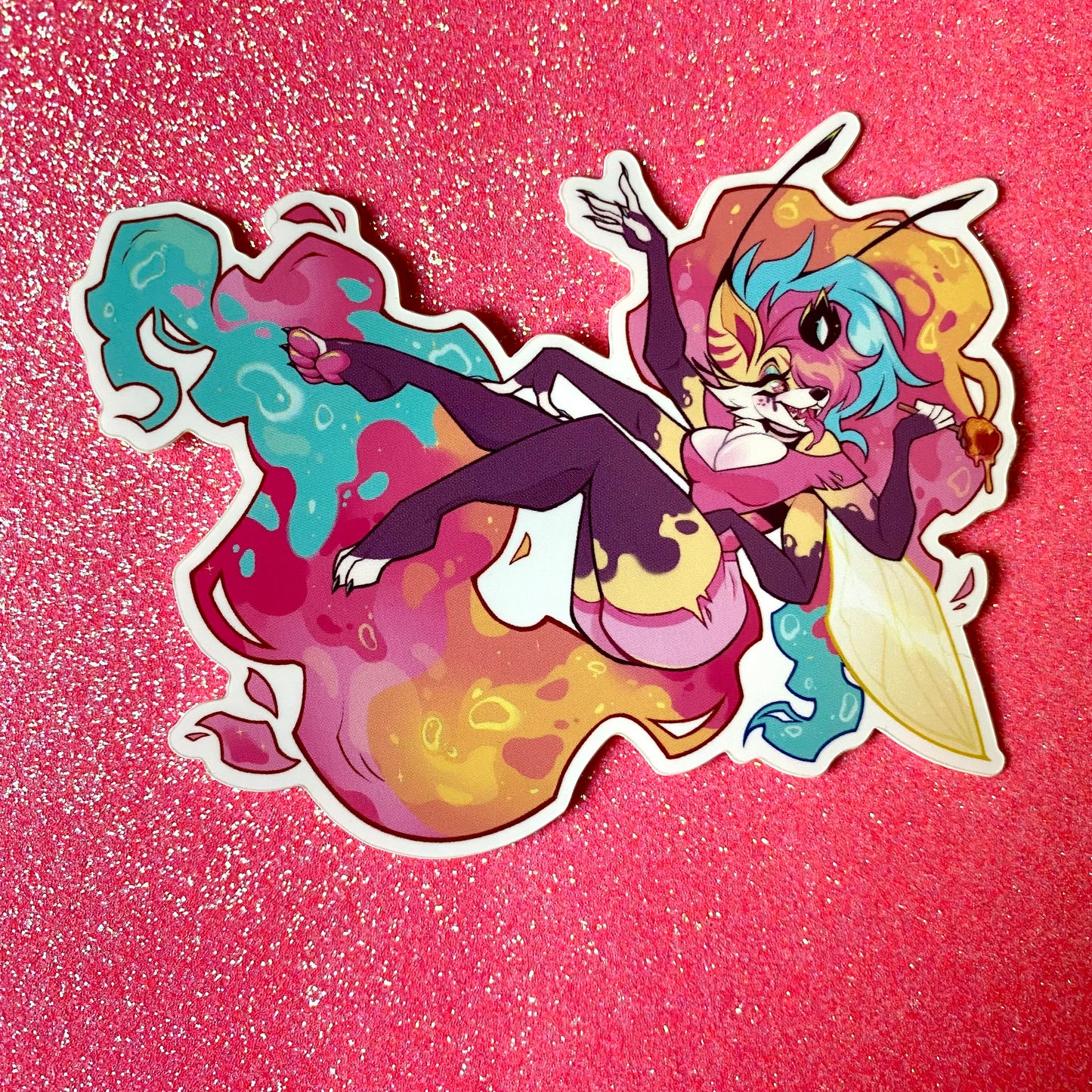 STICKER: Queen Bee