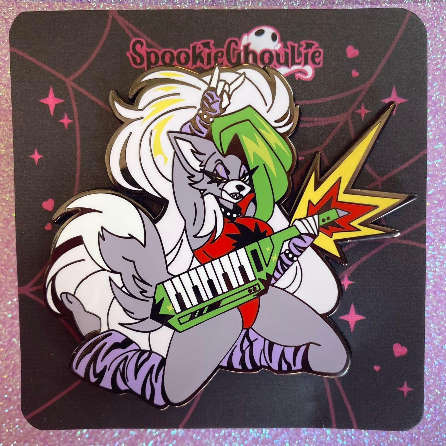 HARD ENAMEL PIN: FNAF Security Breach - Roxanne Wolf