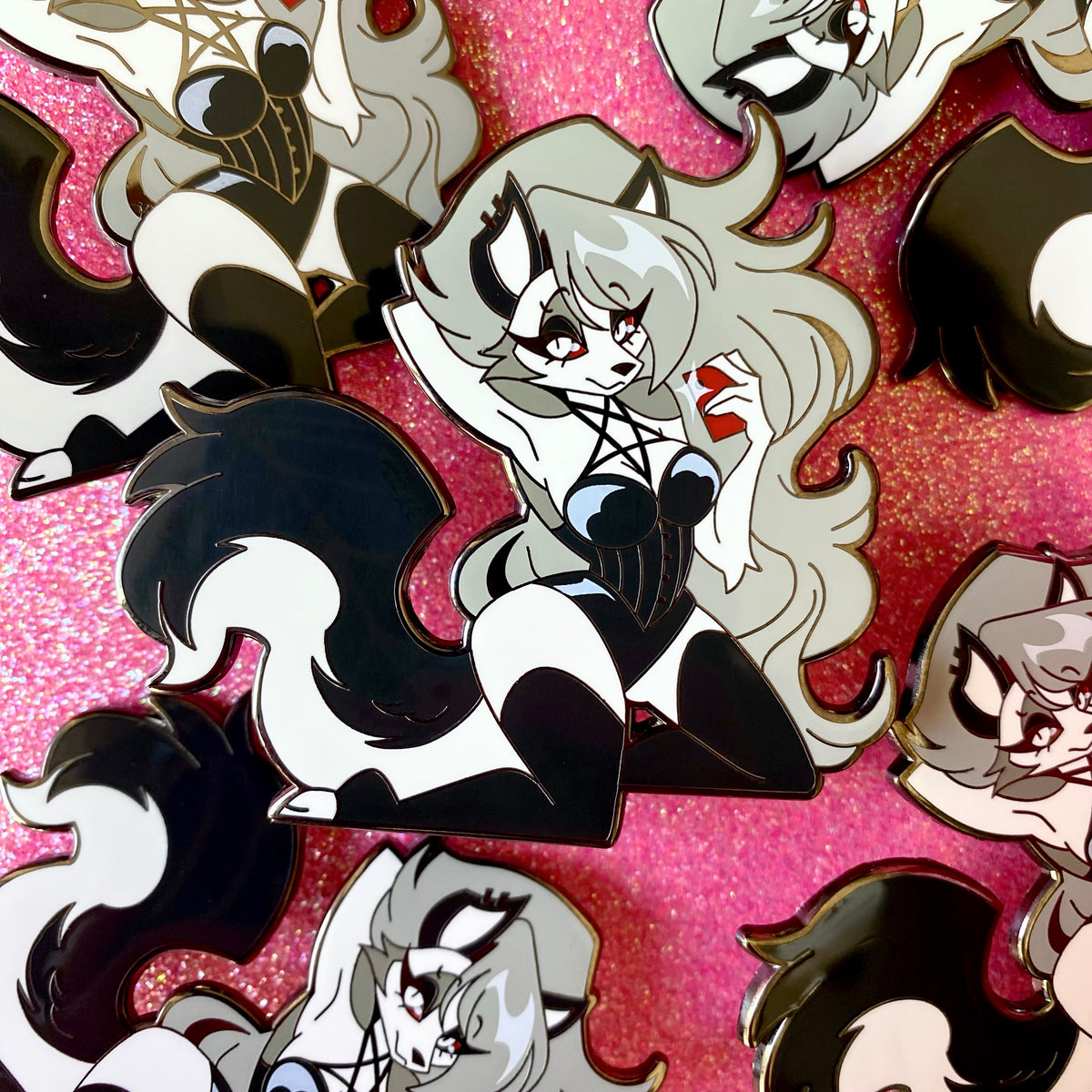 HARD ENAMEL PIN: Helluva Boss: Loona – Spookie Ghoulie display picture 1